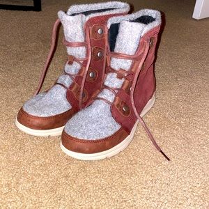SOREL Winter Boots- Amazing condition!